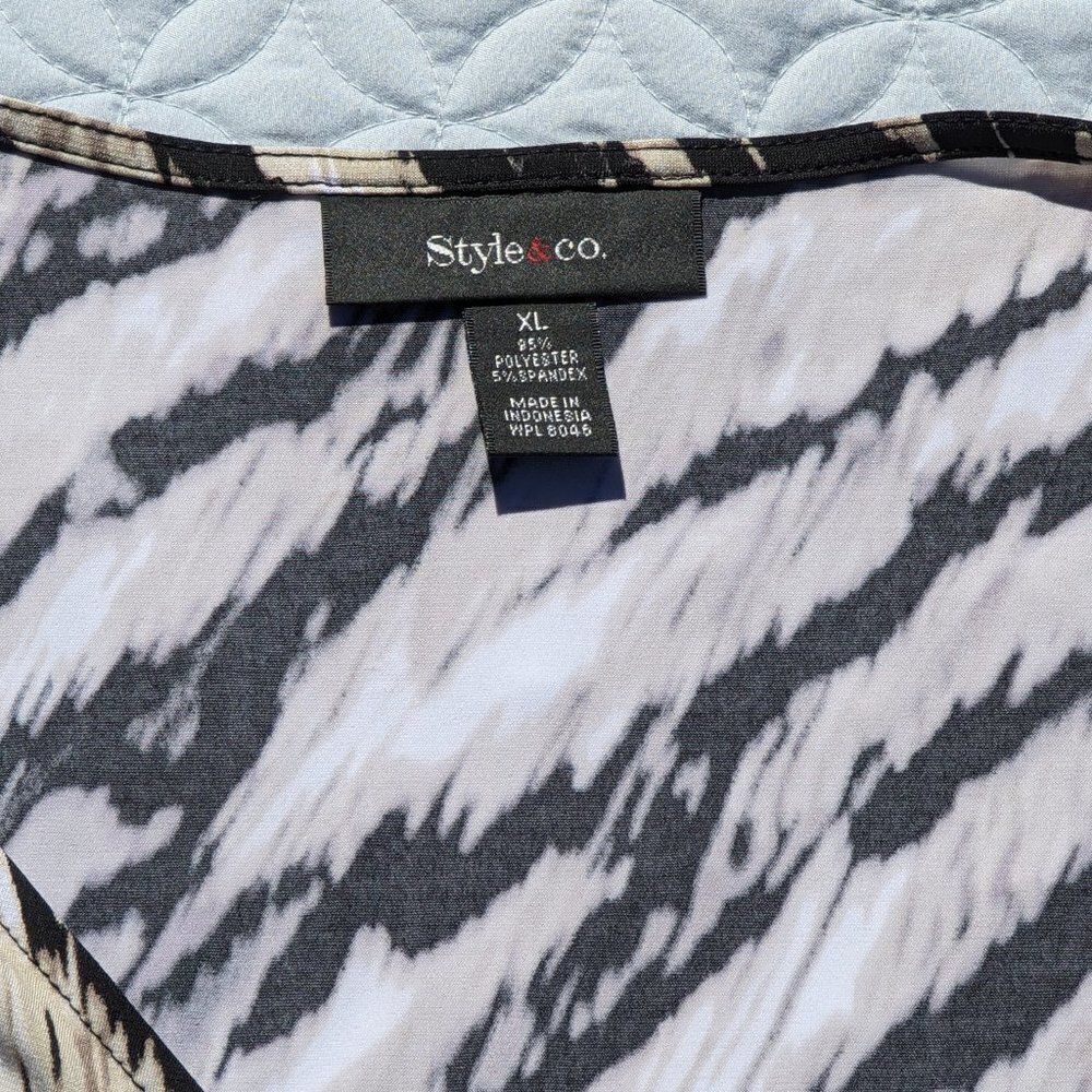 Style & Co. Blouse - Picture 3 of 4